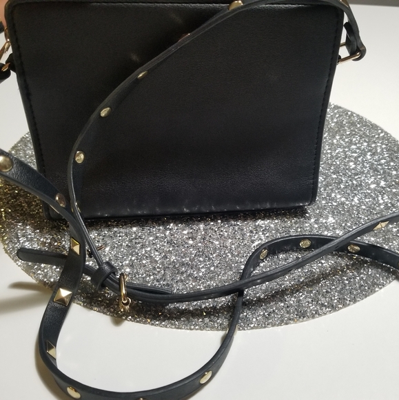 Black crossbody bag - Picture 2 of 3